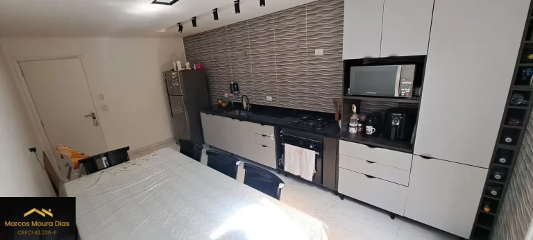 Imagem Casa Sobrado na Vila Polopoli ( Butantã) com 2 Suítes com AR CONDICIONADO e 2 Vagas de Garagem