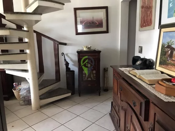Imagem Apartamento Cobertura-Cobertura Duplex em Localização Privilegiada! Localização: Próximo da Faculdade do Santa Cecília e Comércios em Geral