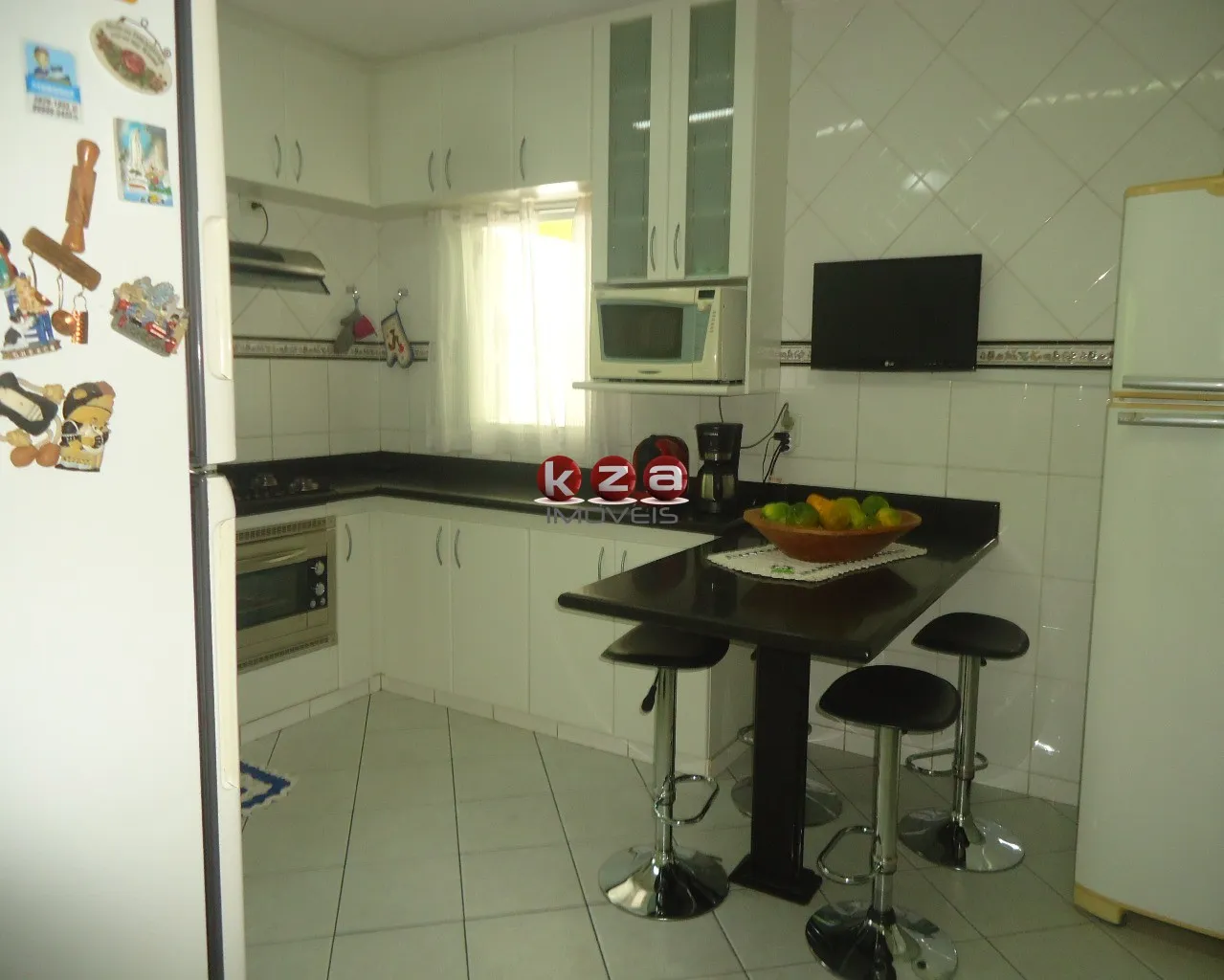 Imagem Imperdível: Casa à venda em Valinhos-SP, Jardim São Francisco - 4 quartos, 2 suítes, 3 salas, 5 banheiros, 4 vagas, 305m².