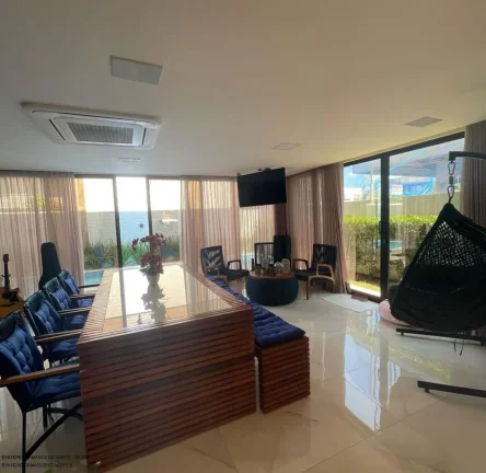 Imagem Casa alto padrão a venda na Av. Priscila Dutra