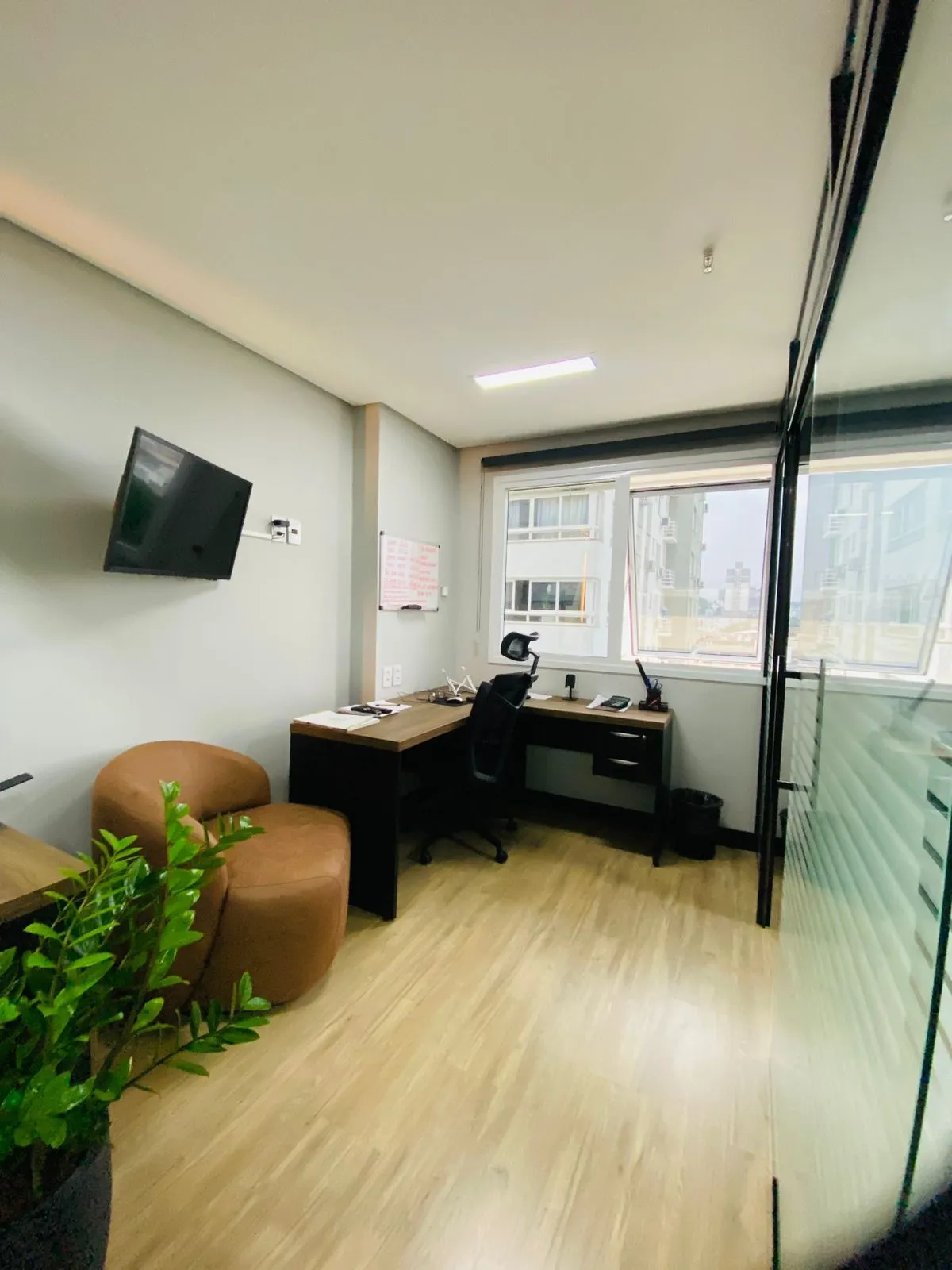 Imagem Sala comercial no Hom Lindoia