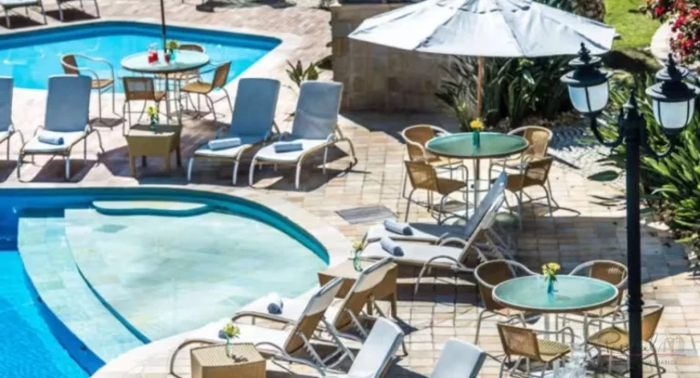 Imagem Viva a experiência de um resort 5 estrelas no coração de Jurerê Internacional - Conforto, sofist...