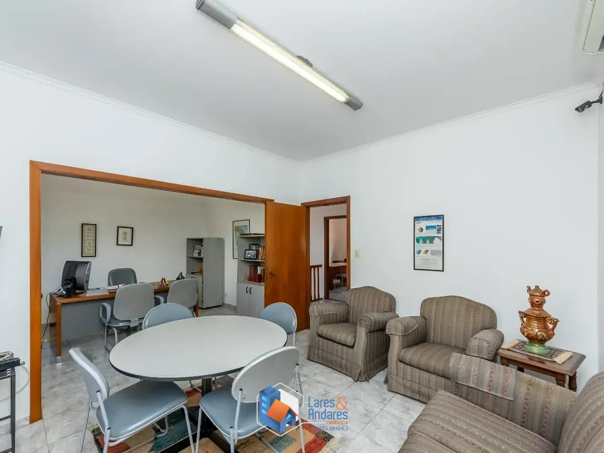 Imagem Casa para venda em Aclimação com 3 quartos, sendo 3 suítes, 265m²
