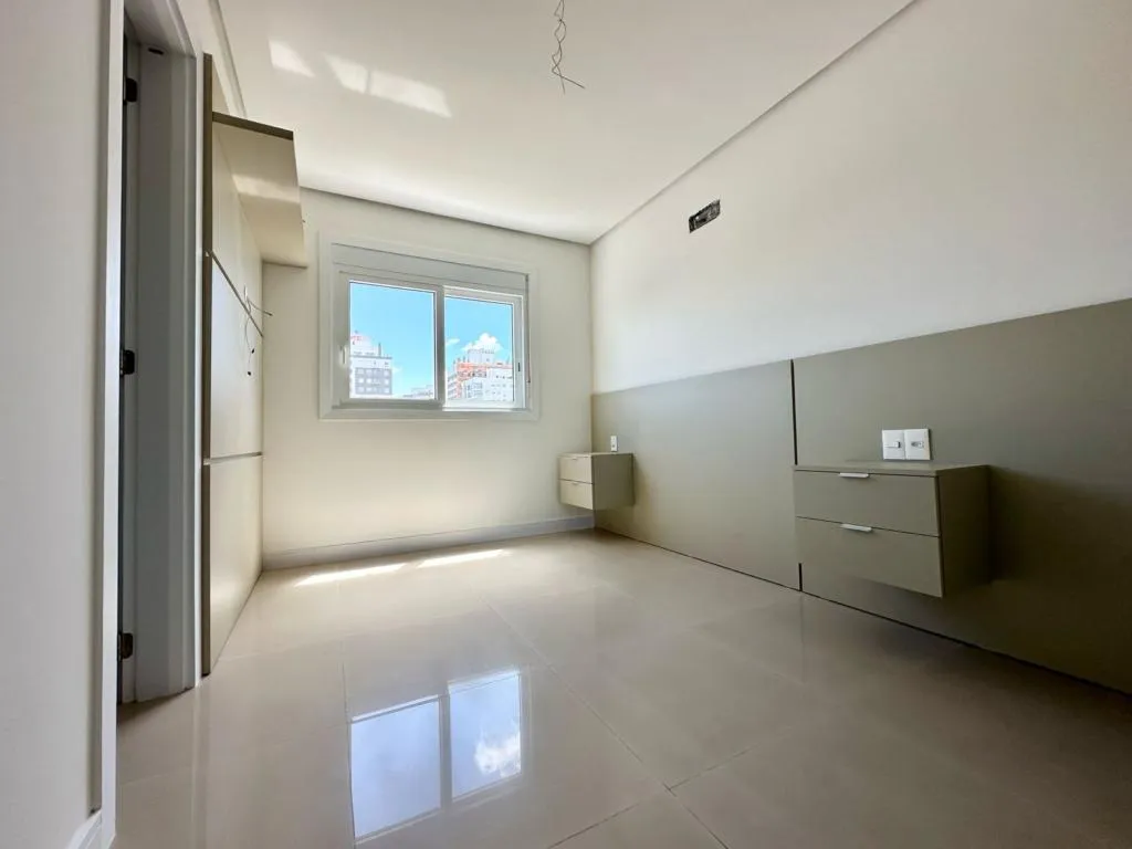 Imagem Apartamento 3 Dormitórios - Bairro Navegantes
