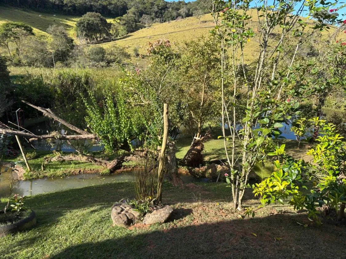 Imagem Sítio à Venda em Entre Rios de Minas/ MG , com 6 hectares (60.000 m²)