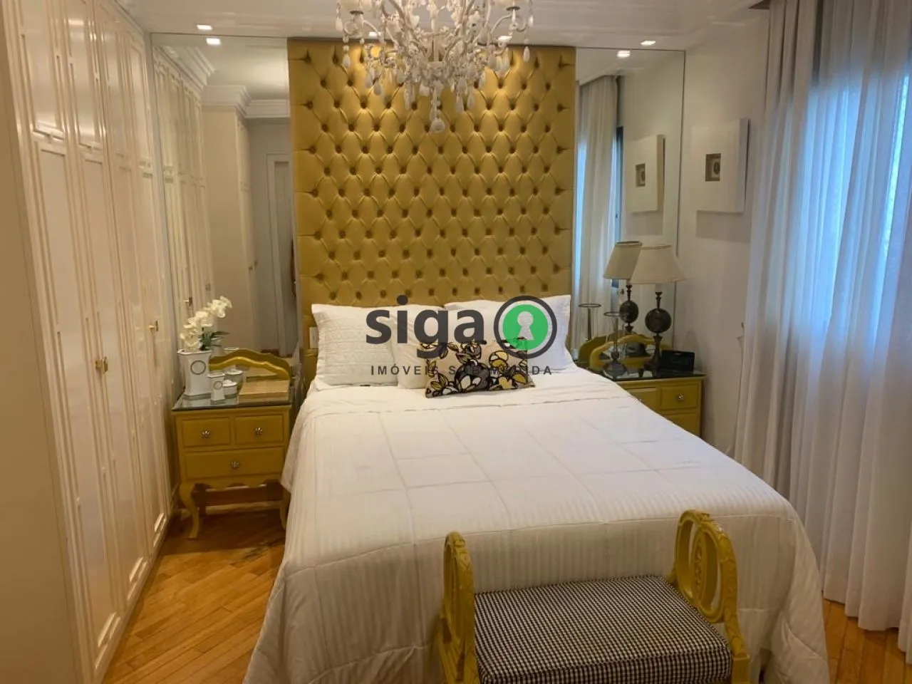 Imagem VENDE no Morumbi, na Vila Suzana, Apartamento de 3 suítes, 3 Vagas e Depósito