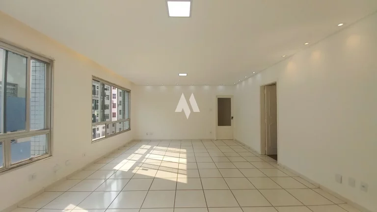 Imagem Apartamento com 3 quartos e 2 vagas à venda no Gonzaga - Santos/SP