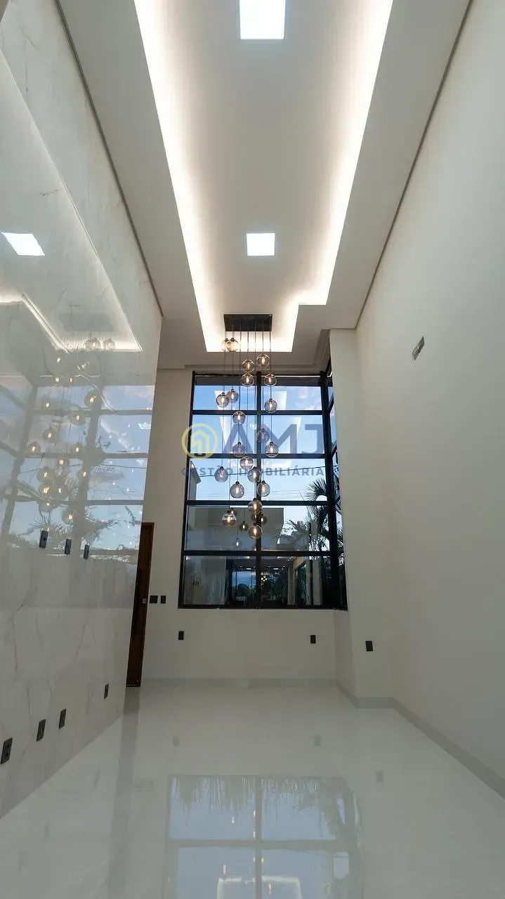 Imagem Casa Térrea à Venda no Condomínio Parqville Jacarandá - Aparecida de Goiânia/GO