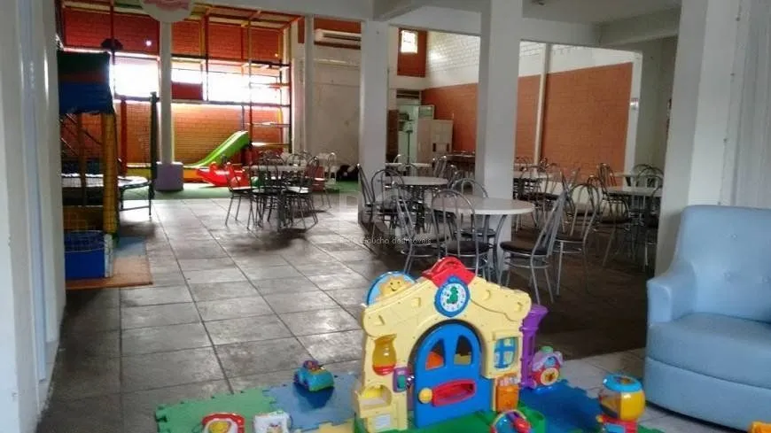 Imagem Predio para Venda - 244.51m², 0 dormitórios, 4 vagas - Partenon