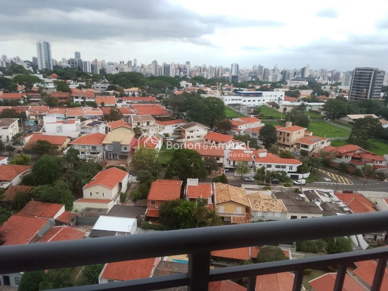 Imagem Duplex de Alto Padrão à Venda com 3 Suítes e 4 Vagas - 236,47 m²