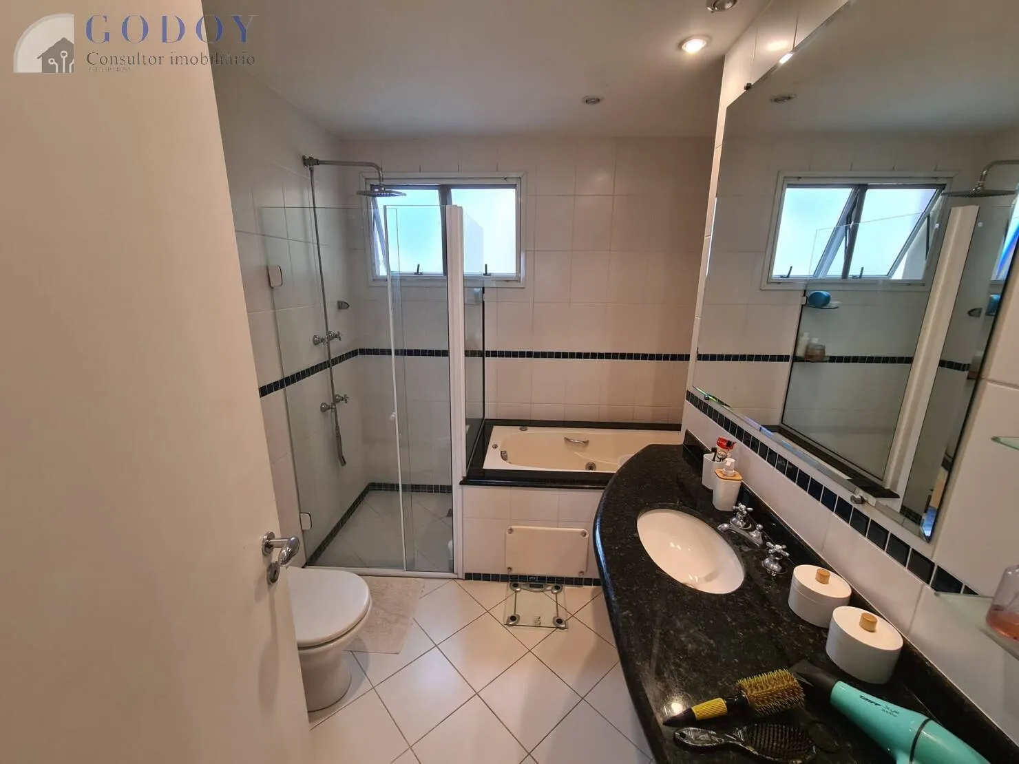 Imagem Apartamento à venda 4 Quartos, 2 Suites, 3 Vagas, 202M², Centro, Taubaté - SP | Edifício Lumiere