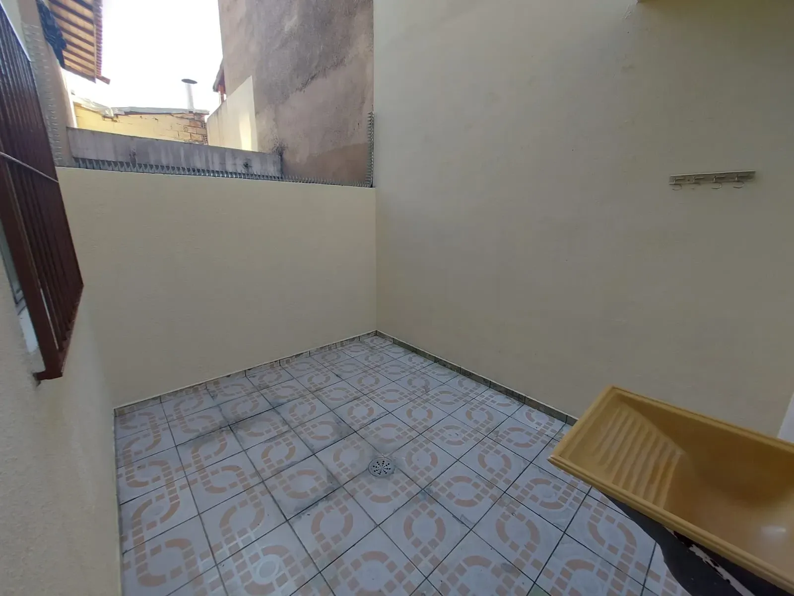 Imagem Sobrado com 2 Quartos para Alugar, 80 m² em Itaquera - São Paulo