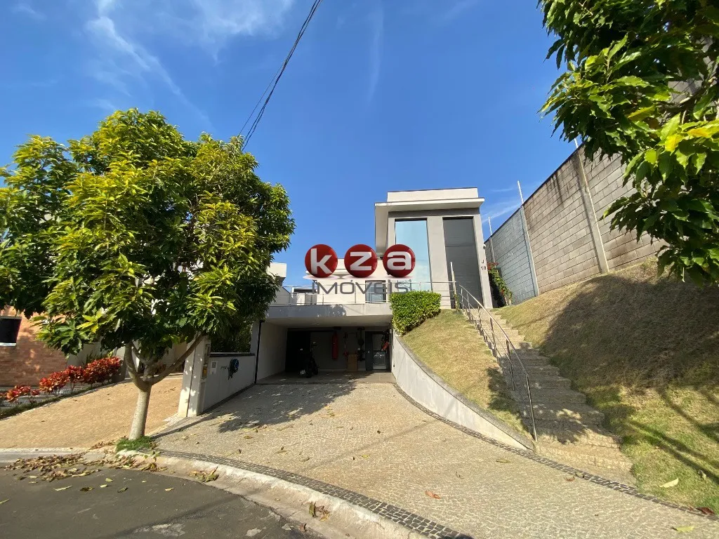 Foto do imóvel Magnífica Casa à Venda e Permuta em Valinhos-SP, Condomínio Vila do Sol: 3 Suítes, 3 Salas, 4 Vagas, 206 m²!