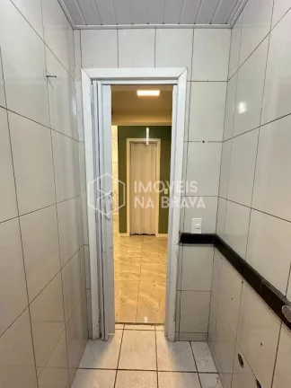 Imagem SALA COMERCIAL QUADRA MAR - LOCAÇAO ANUAL - PRAIA BRAVA - ITAJAI/SC