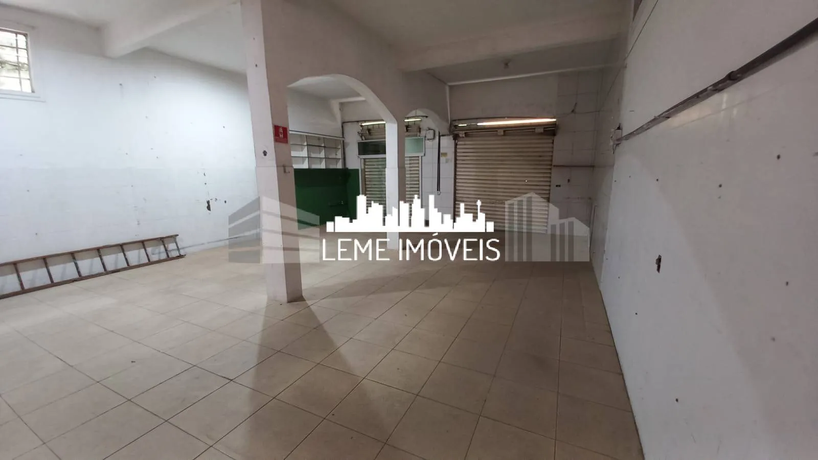 Imagem IMOVEL PARA RENDA COM SALÃO COMERCIAL