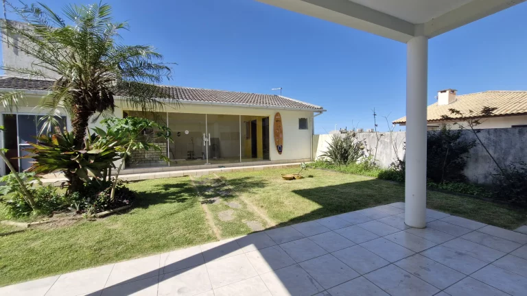 Imagem Impecável Residência de Luxo no Bairro Ferraz em Garopaba-SC