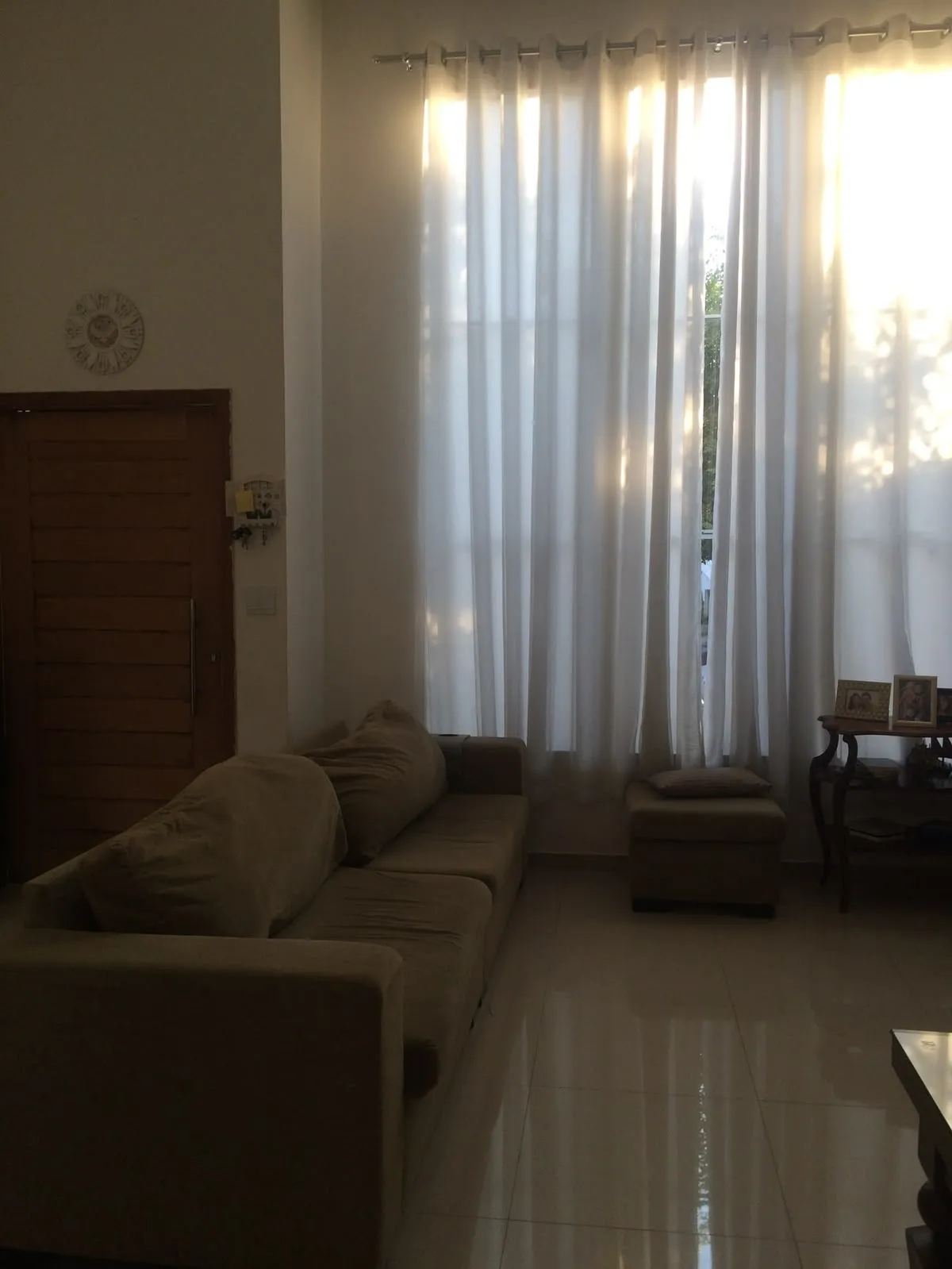 Imagem Casa no Horto Florestal 2 | 176 m² de terreno | 106,60 m² de área construída | 3 dormitórios, sendo 1 suíte | Sala com pé-direito alto | 3 Vagas