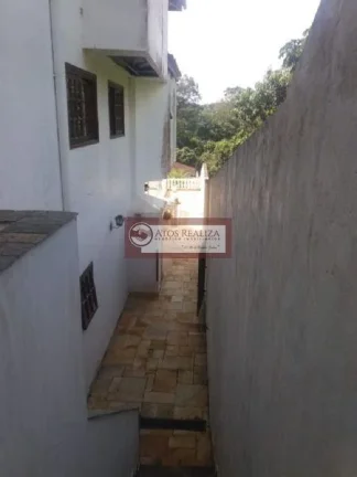 Imagem OPORTUNIDADE EXCLUSIVA. Vendo casa em condomínio fechado com uma área de 1008m² no parque do terceiro lago, SUPER residência entre 3 pavimentos com muitos detalhes, São 5 Dormitórios, sendo 2 belas Suítes, 2 salas, 2 cozinhas, salão de festas, 4 vagas de 