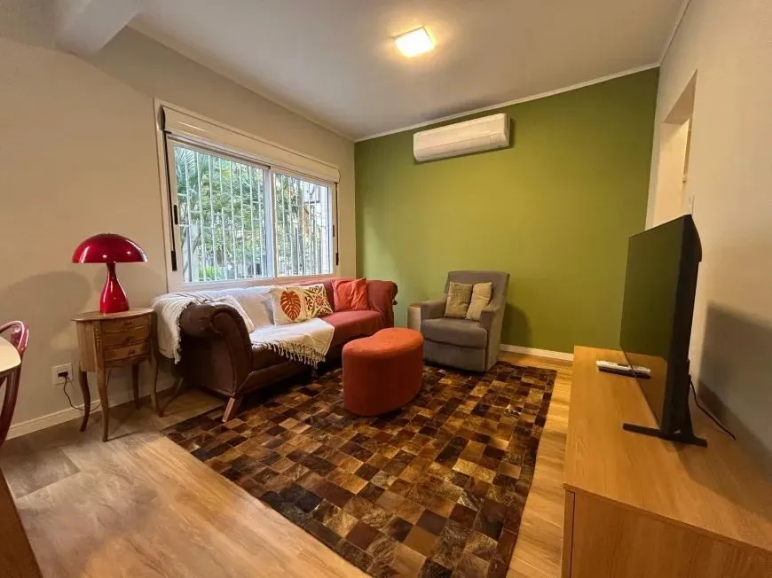 Imagem Apartamento com 83m², localizado no bairro Rio Branco em Porto ALegre/RS.