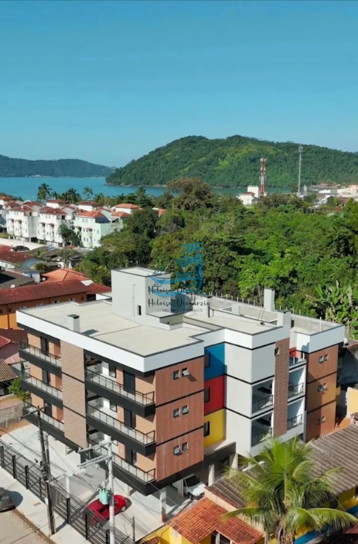 Foto do imóvel Loft à venda no Perequê-Açu em Ubatuba, a 250m do mar