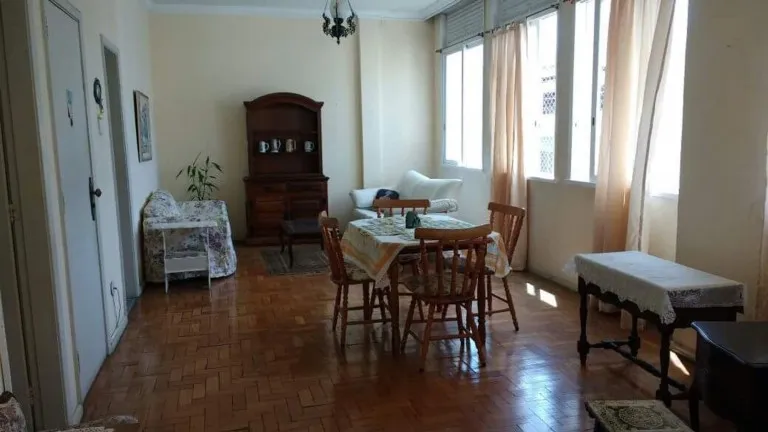 Imagem Apartamento com 3 Quartos à Venda, 100 m² em Copacabana - Rio De Janeiro