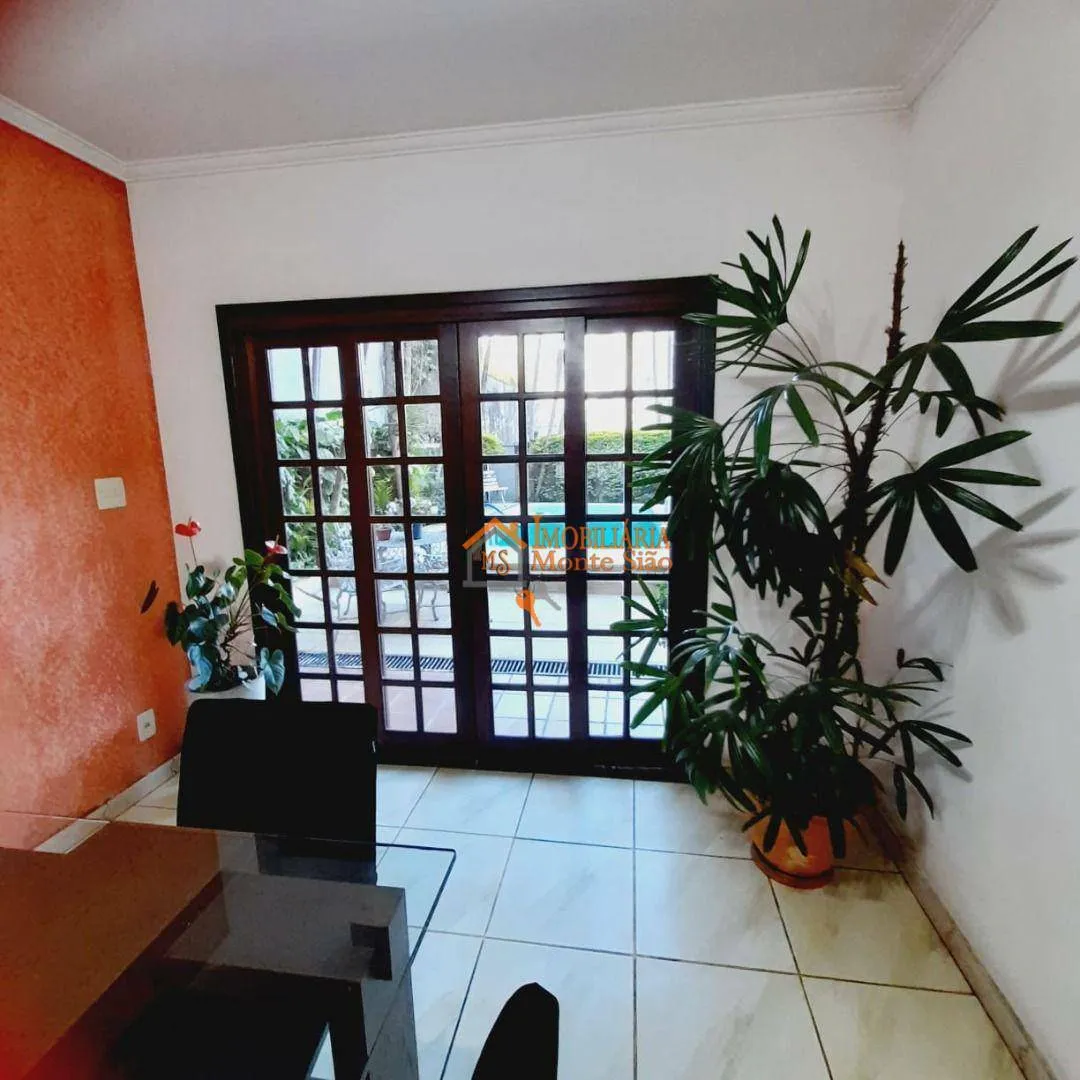 Imagem Sobrado com 3 dormitórios à venda, 450 m² por R$ 1.700.000,00 - Jardim Maia - Guarulhos/SP