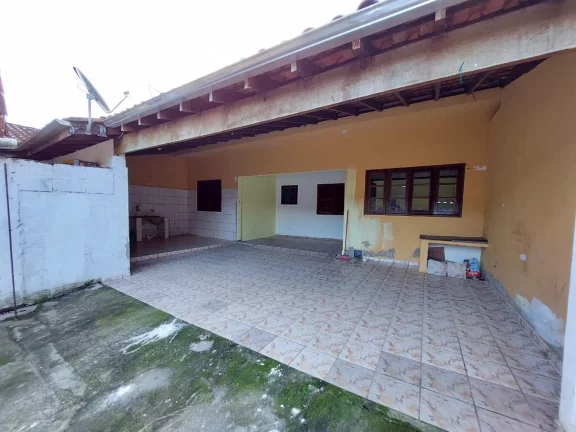 Foto do imóvel Casa na Estufa II com 02 dormitórios e chalé