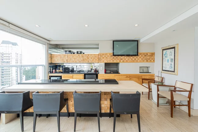 Imagem Apartamento de 3 suítes a venda em Moema