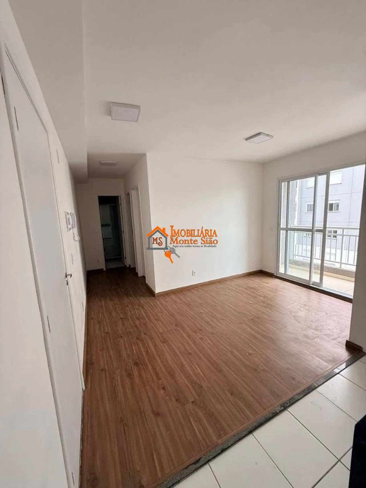 Imagem Apartamento com 2 dormitórios à venda, 44 m² por R$ 360.400,00 - Água Chata - Guarulhos/SP