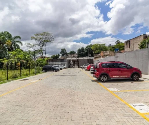 Imagem Este aconchegante apartamento, com excelente iluminação natural e ventilação, cozinha com armár...