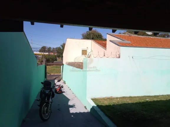 Imagem VENDO CASAS PARA PONTO COMERCIAL EM LOCALIZAÇÃO ESTRATÉGICA