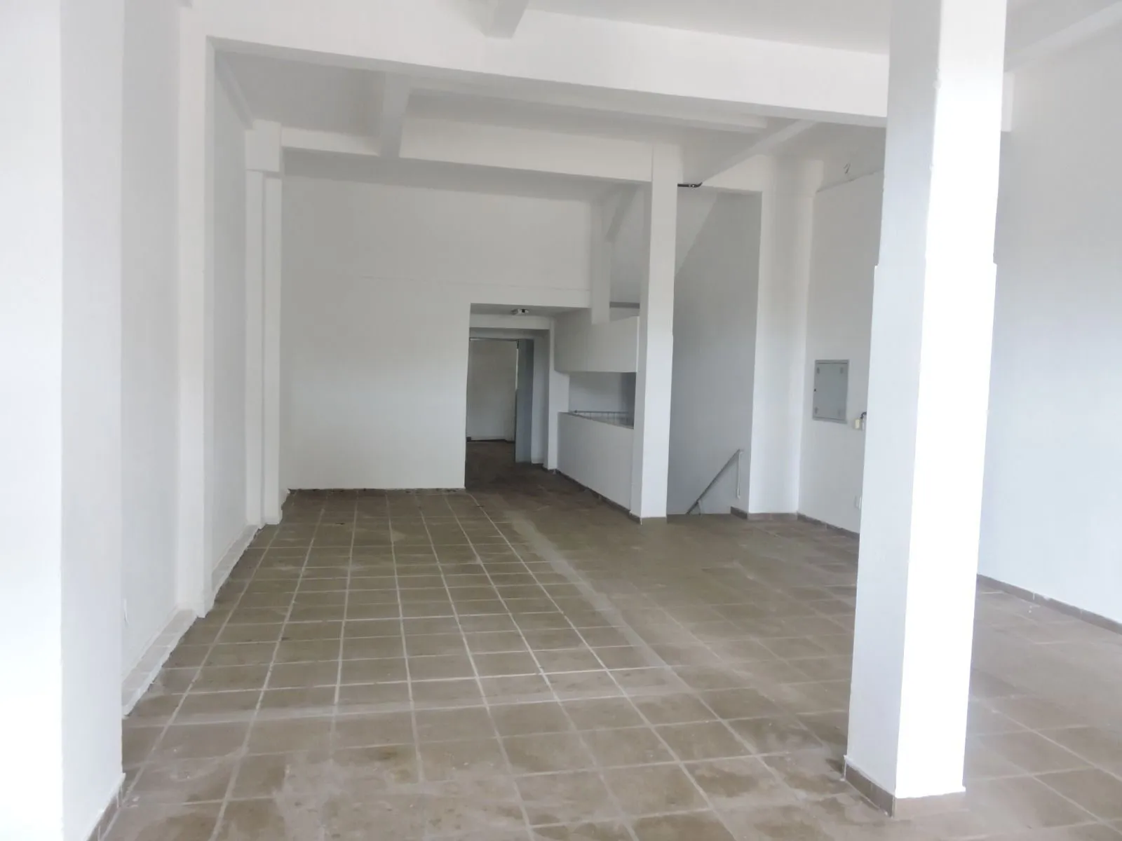 Imagem Loja-Pavilhao-Bairro-Gloria.