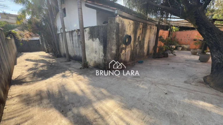 Imagem Casa a venda em Igarapé MG / Centro