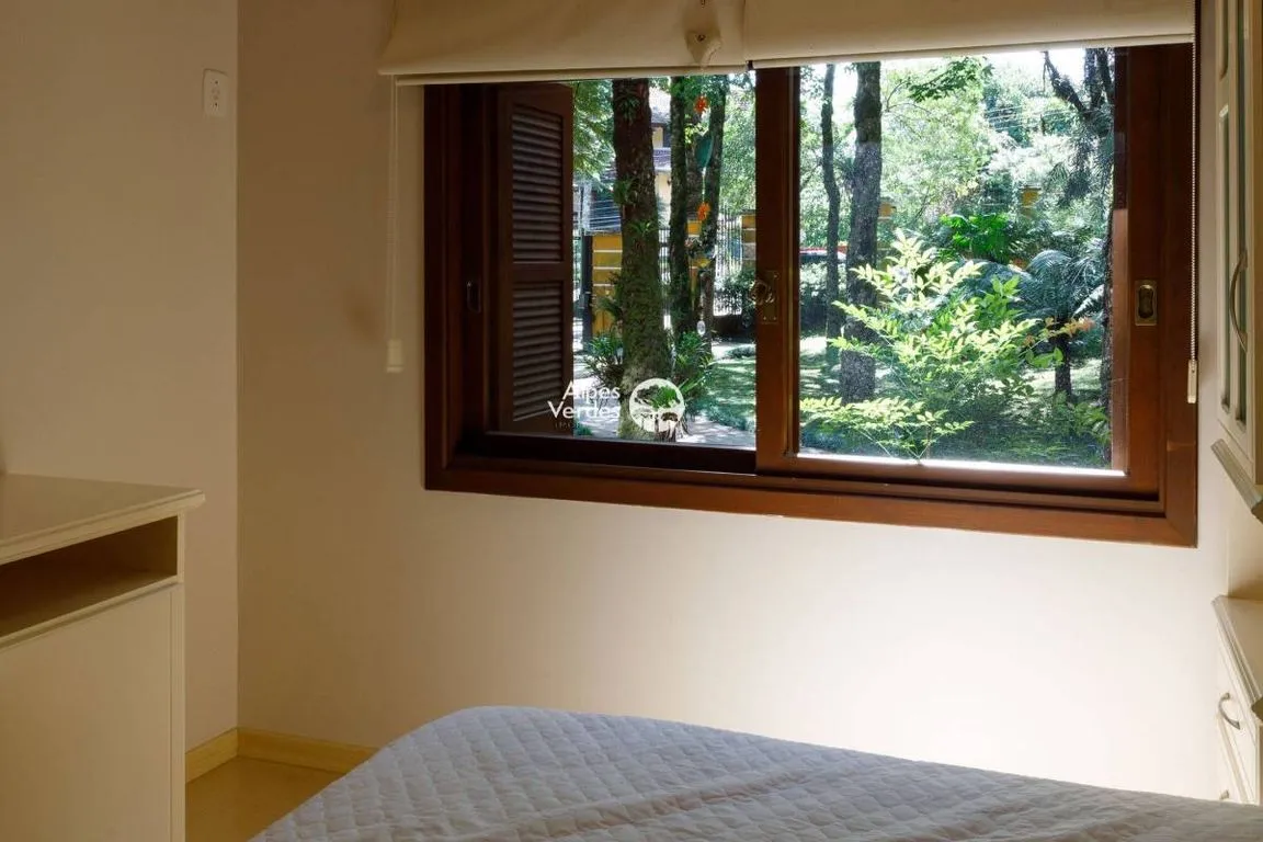Imagem Vende-se Apartamento em Gramado, Planalto, com 2 quartos