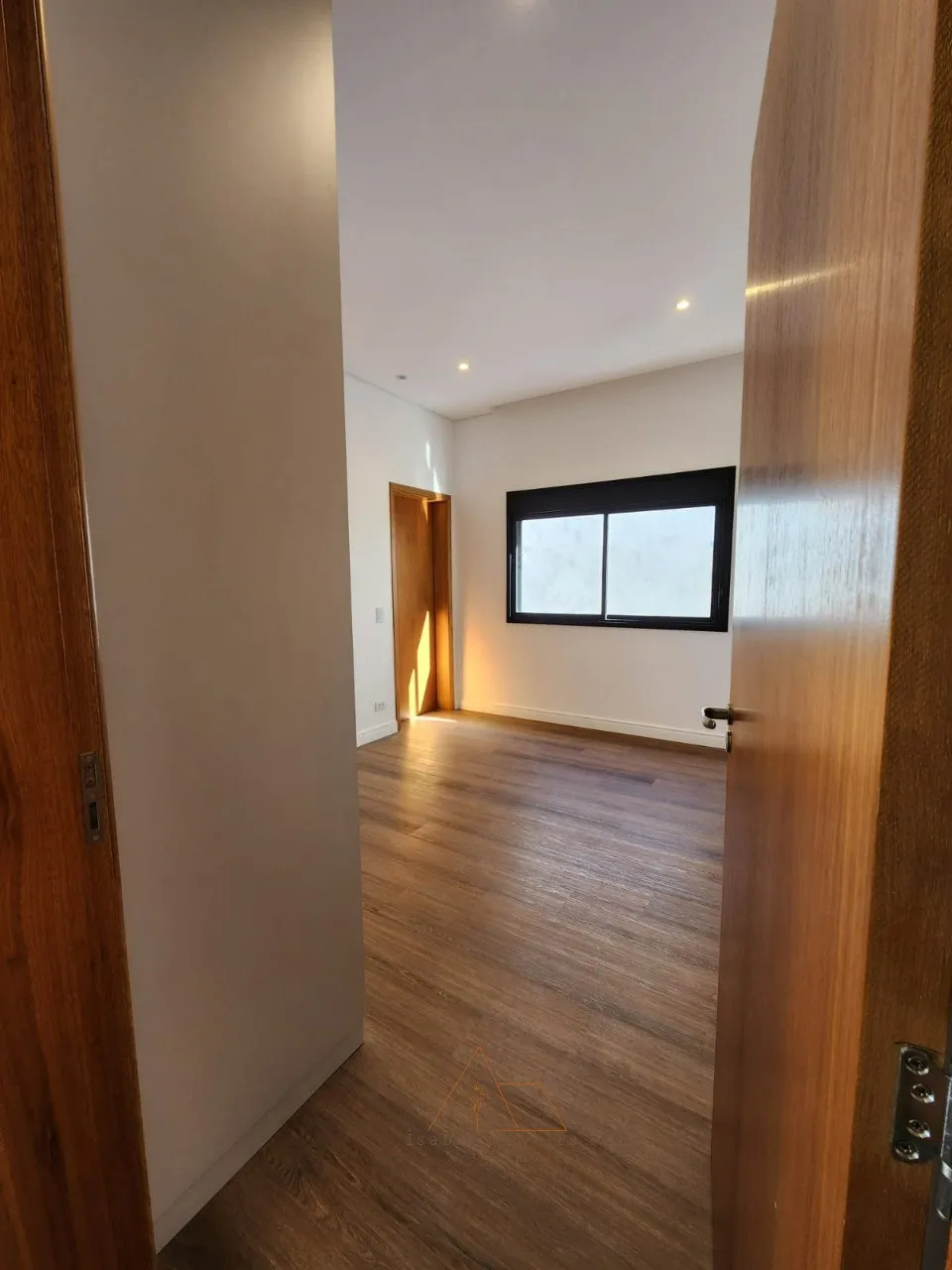 Imagem Casa em Condomínio em Salto-SP, Residencial Central Parque: 3 Quartos, 3 Suítes, 4 Banheiros, 4 Vagas, 213,60 m².