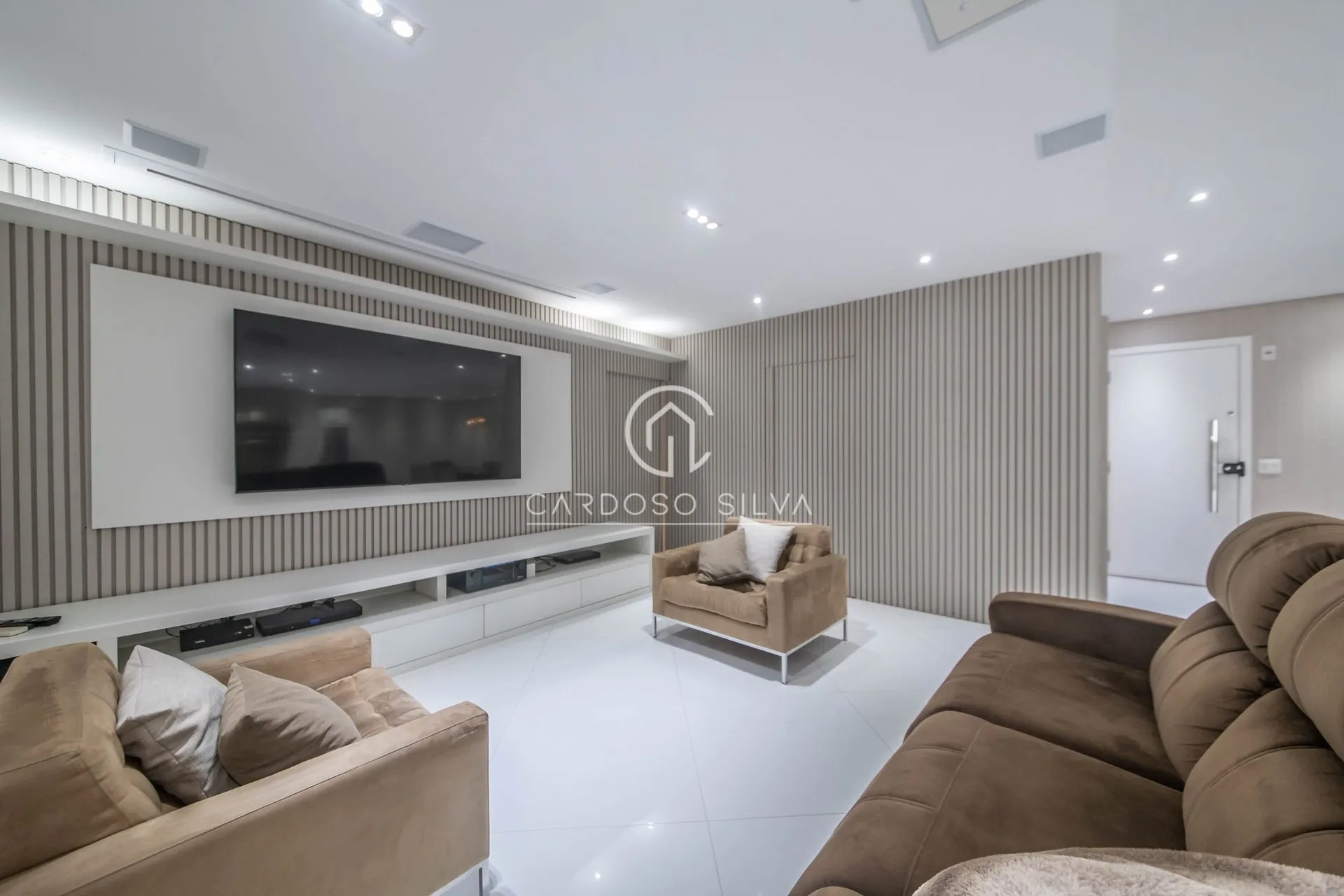 Imagem Apartamento no Condomínio Premier Espaço Cerâmica com 198m2 - 02 suítes e Office - Vista para o Boulevard