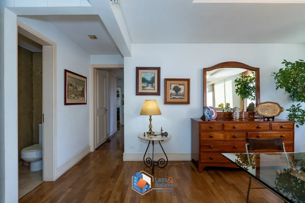 Imagem Apartamento para venda em Vila Suzana com 3 quartos, sendo 1 suíte, 140m²