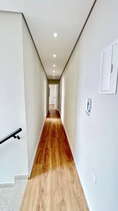 Imagem Sobrado de 155 m² 3 Dormitórios sendo 3 Suítes e 2 Vagas de Garagens