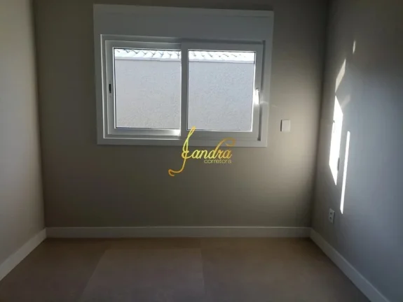 Imagem Excelente Casa nova no Centro de Xangri-lá! perto do mar