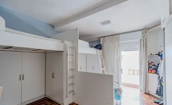 Imagem Casa em condomínio no bairro Santo Antômnio de 4 dormitórios e 2 vagas