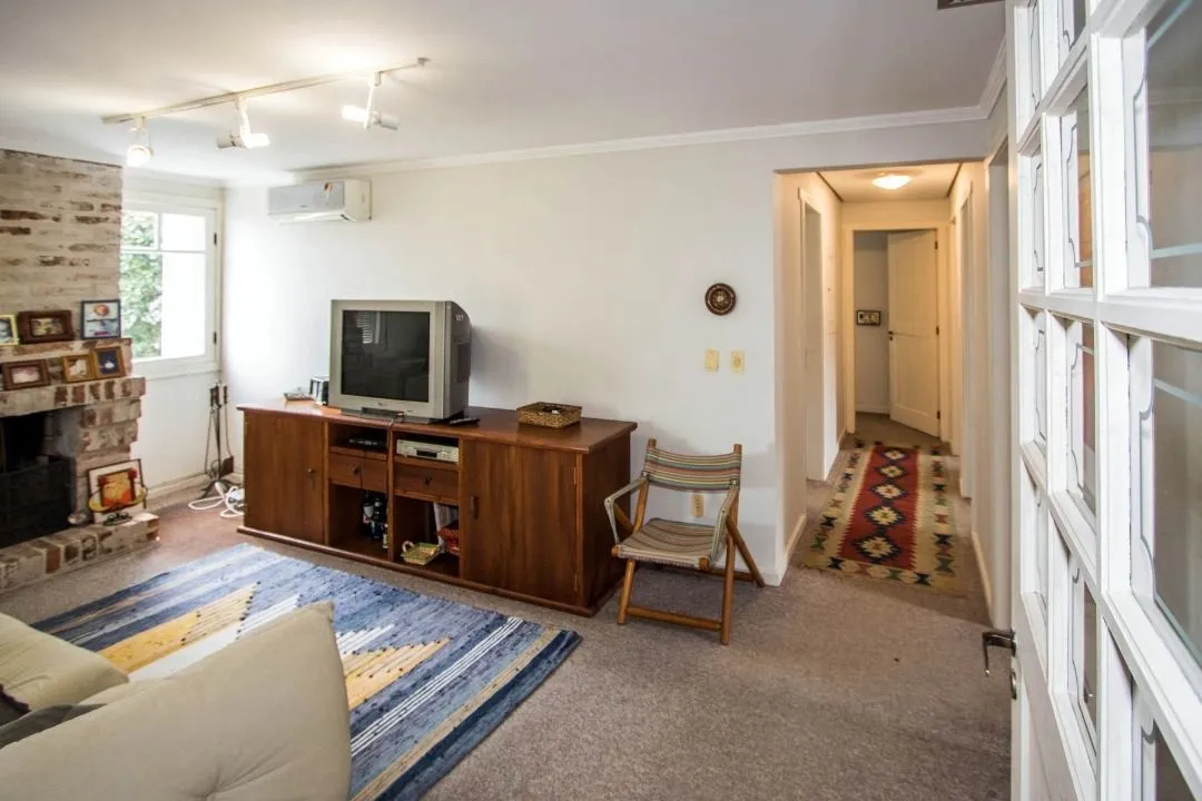Imagem Casa para Venda - 489m², 4 dormitórios, sendo 2 suites, 3 vagas - Cristal