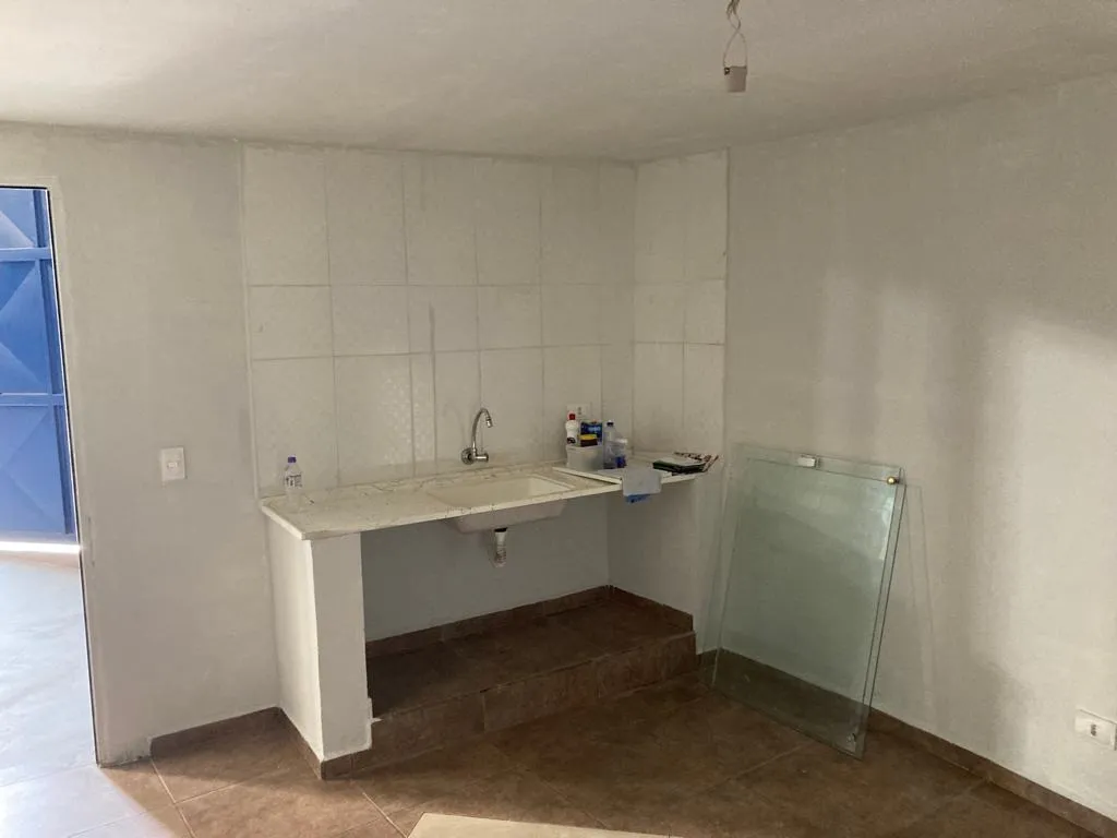 Imagem Ótimo Galpão que permite diversas atividades com 330M² no Jardim Bertanha