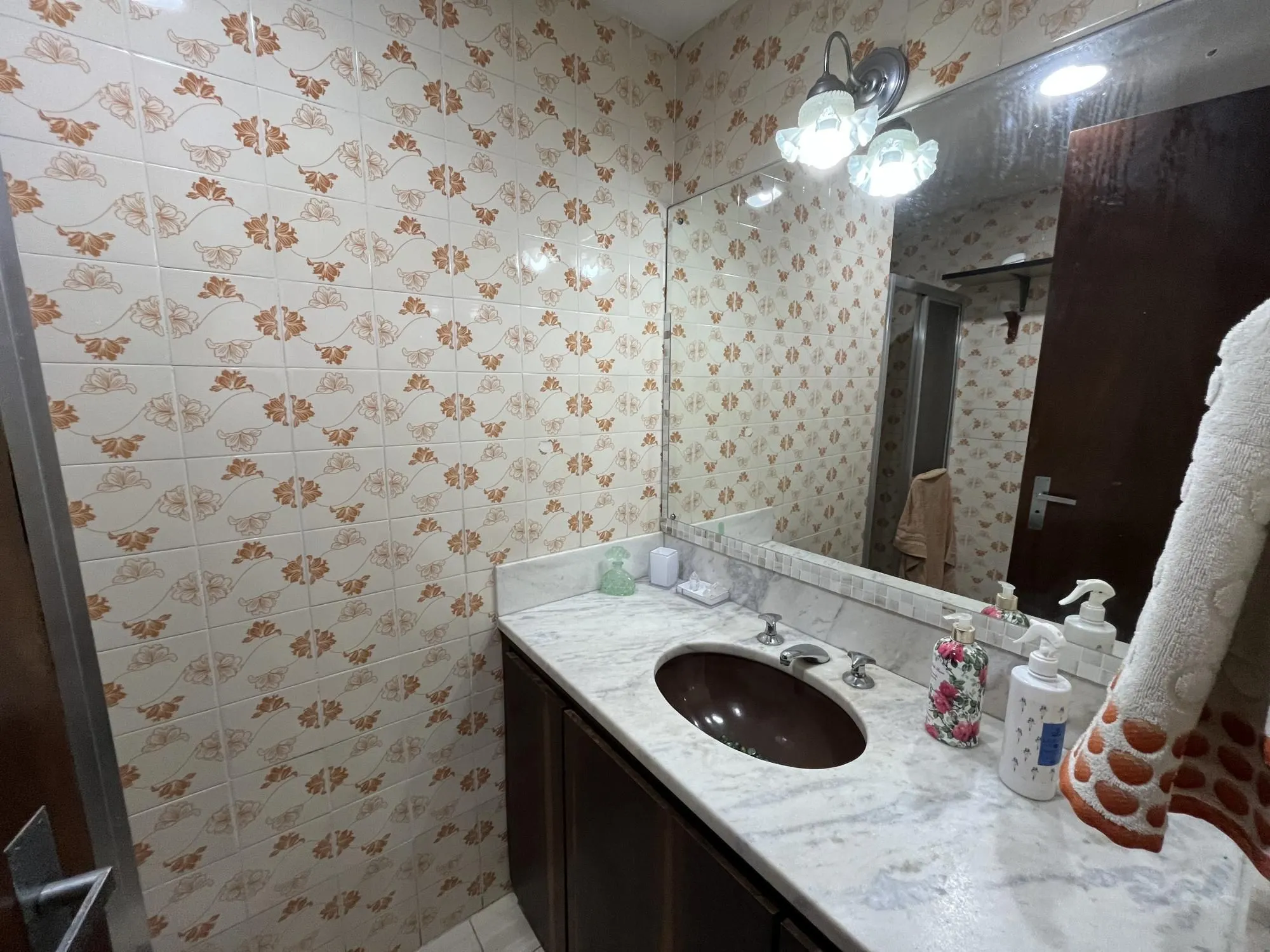 Imagem Apartamento de dois quartos com suíte no bairro Menino Deus em Porto Alegre