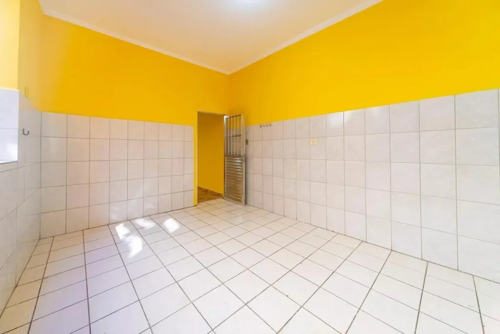 Imagem Casa para locação em Santo André-SP, Jardim Las Vegas: 3 quartos, 1 banheiro, 120m²!