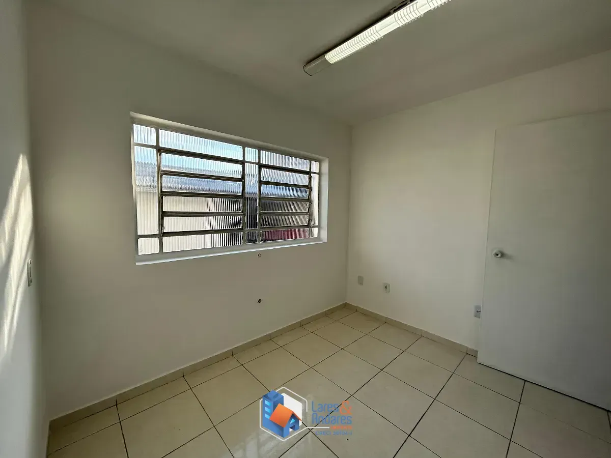 Imagem Loja de rua para venda em São Mateus, 570m²