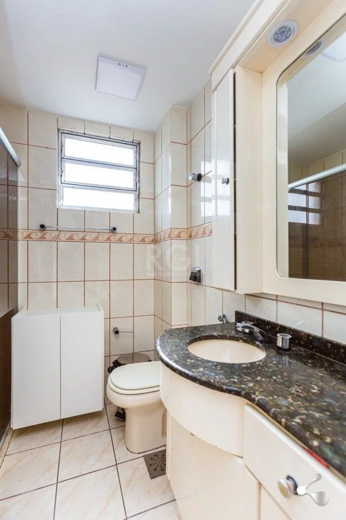 Imagem Apartamento para Venda - 56m², 2 dormitórios, 1 vaga - Glória