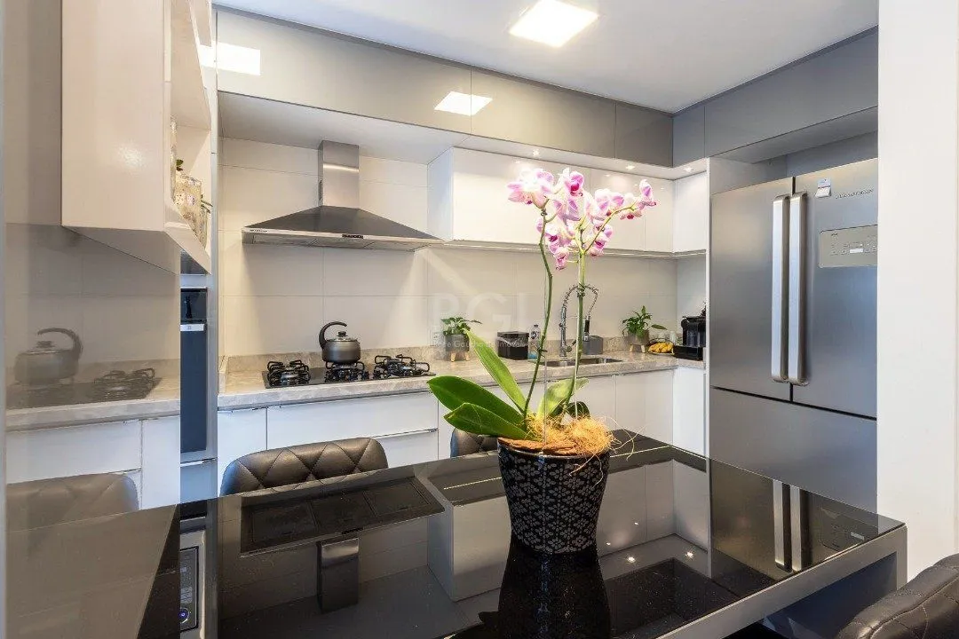 Imagem Casa Condominio para Venda - 202m², 3 dormitórios, sendo 1 suites, 2 vagas - Tristeza