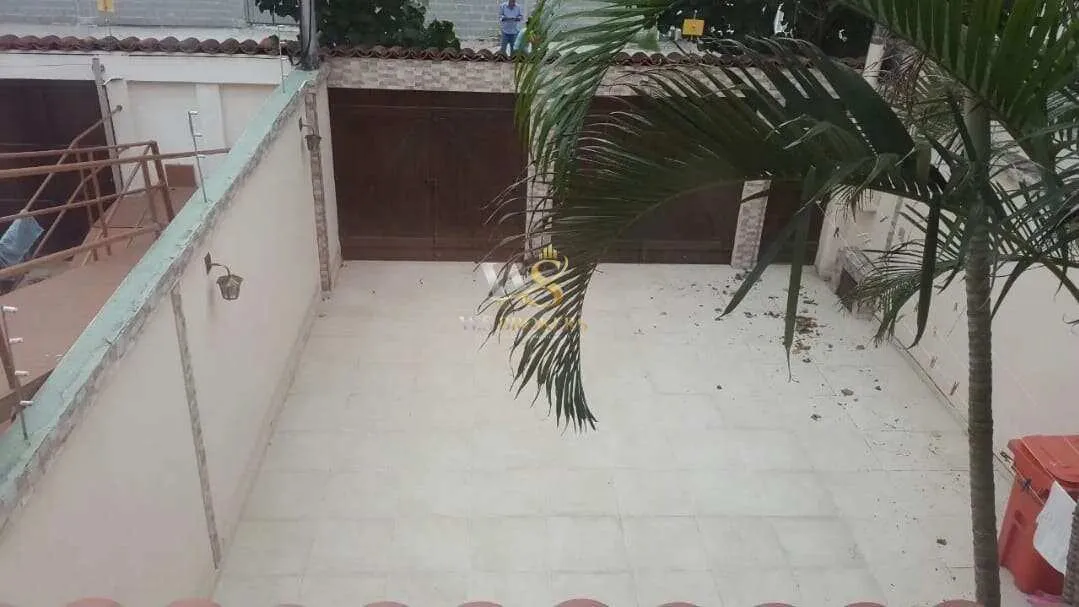 Imagem Casa à venda em Rio de Janeiro, Recreio dos Bandeirantes, com 4 quartos