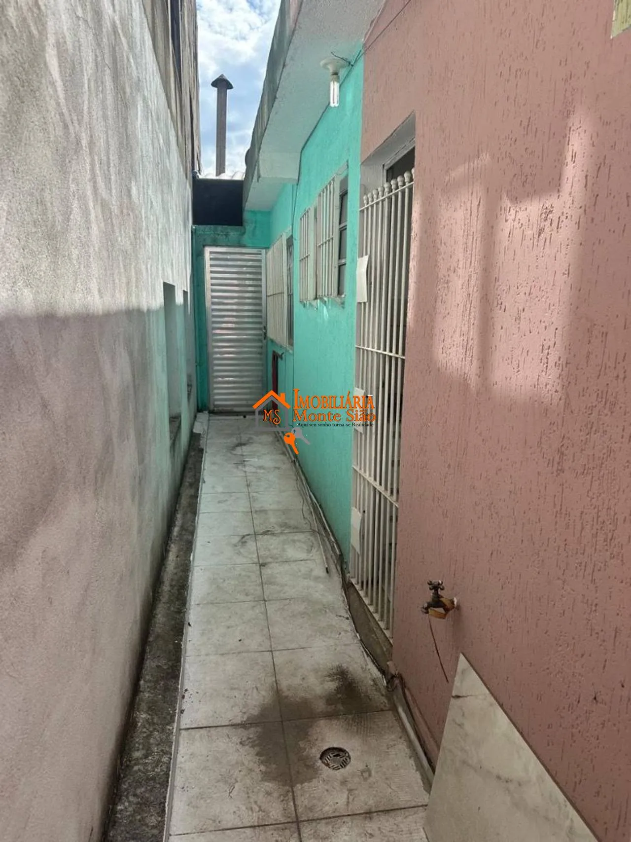 Imagem Sobrado com 2 dormitórios à venda, 169 m² por R$ 500.000,00 - Jardim Nova Cidade - Guarulhos/SP