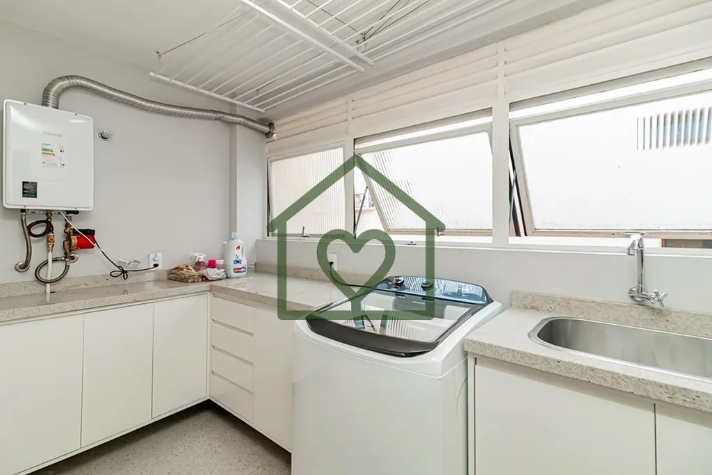 Imagem Excelente apartamento de 103m² privativos, em localização privilegiada na divisa dos bairros Bela...